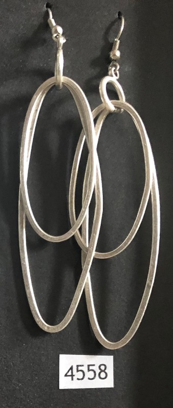 EARRINGS 4558